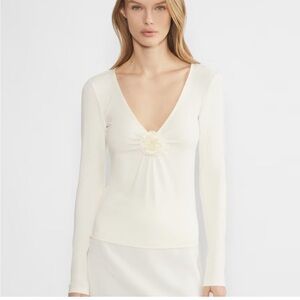 Wilfred Aritzia Bloom Light Birch Blouse. Size Medium.